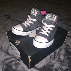 Kids Girls Converse Size 13